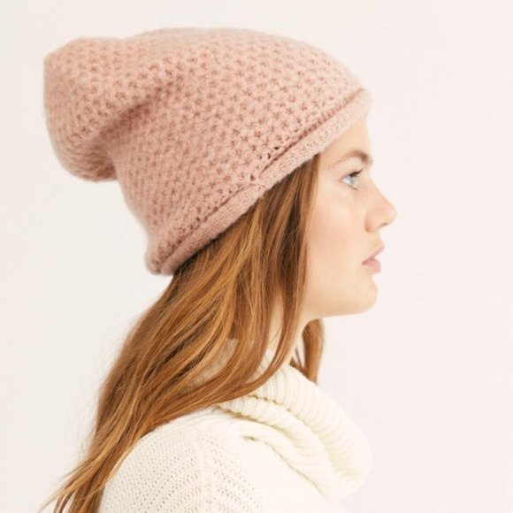 Free People Accessories - Free People Dreamland Rose Knit Beanie NEW